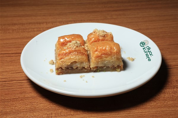 Cevizli Baklava