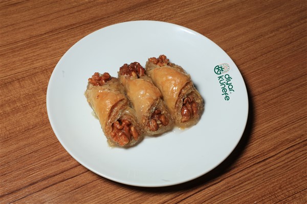 Mendil Baklava